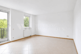 Attraktive 3-Zimmer-Wohnung in BASF-Nähe mit Balkon und Garage - Wohnzimmer