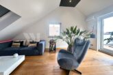 Exklusive Doppelhaushälfte aus dem Jahr 2022 in Johannesburg (Bayern) - Wohnzimmer DG-2