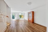 "DIREKT EINZIEHEN" Charmantes und familienfreundliches RMH in Ludwigshafen-Melm mit Seeblick! - 03-eg-wohnzimmer