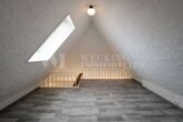1-Zimmer-Dachgeschoss-Appartement mit Galerie in Weisenheim am Sand – zur Miete - DG-Schlafbereich Galerie