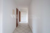 Helles Wohnen in Seenähe-bezugsfreie 3-Zimmer-Wohnung mit Balkon & 2 TG-Stellpl. in MA-Rheinau Süd - Flur