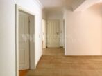 Exklusive, geräumige und neuwertige 3-Zimmer-EG-Wohnung mit Garten und Terassen - 1472-Flur-Eingang