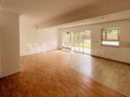 Exklusive, geräumige und neuwertige 3-Zimmer-EG-Wohnung mit Garten und Terassen - 1472-Wohnzimmer