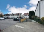 Einzigartiges Reihenendhaus mit Charakter und großzügigem Raumkonzept in zentraler Lage von Brühl - 1430-gepflegte Aussenanlage_Einfahrt