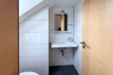 Charmantes, Modernisiertes Zweifamilienhaus im idyllichen Sprendlingen - Hinterhaus-On-Suite-WC