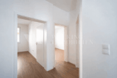 Zeitgemäße 3,5-Zimmer-Erdgeschosswohnung mit Terrasse in Ludwigshafen Mitte - Flur