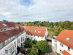 Sonnige Dachgeschosswohnung mit Loggia und Panoramablick auf Saulheim, Rheinland-Pfalz - Aussicht Loggia|DT